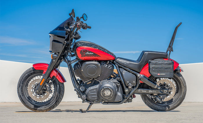 8L - Patriot Small Indian Super Chief Limited Throw Over Saddlebags Lifestyle @expand