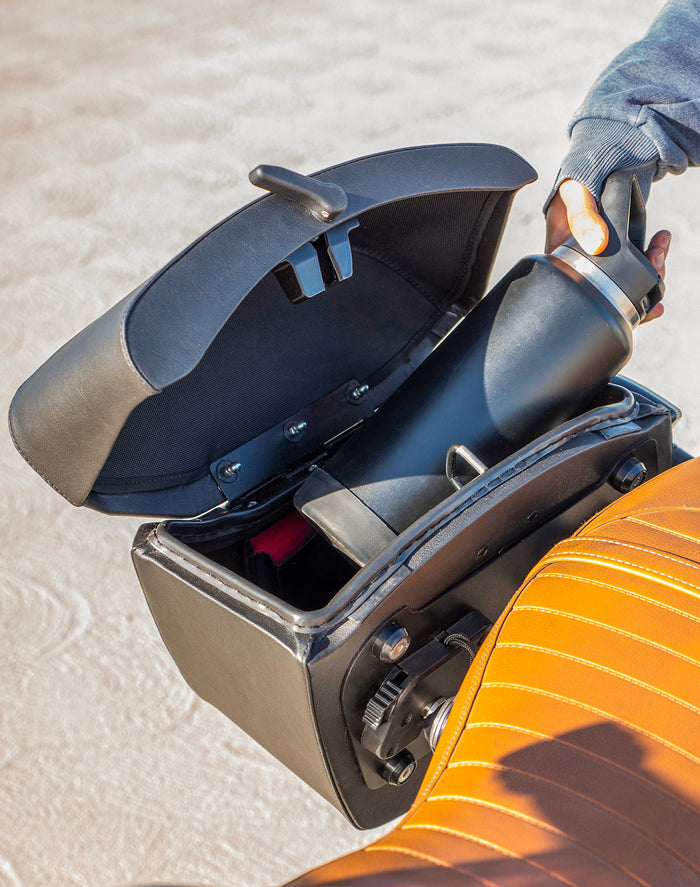 12L - Ironclad Quick-Mount Medium BMW R nineT Hard Solo Saddlebag (Right Only) v4