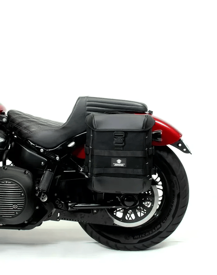 15L - Incognito Quick-Mount Medium Triumph Scrambler 400 X Solo Saddlebag (Left Only) GIF