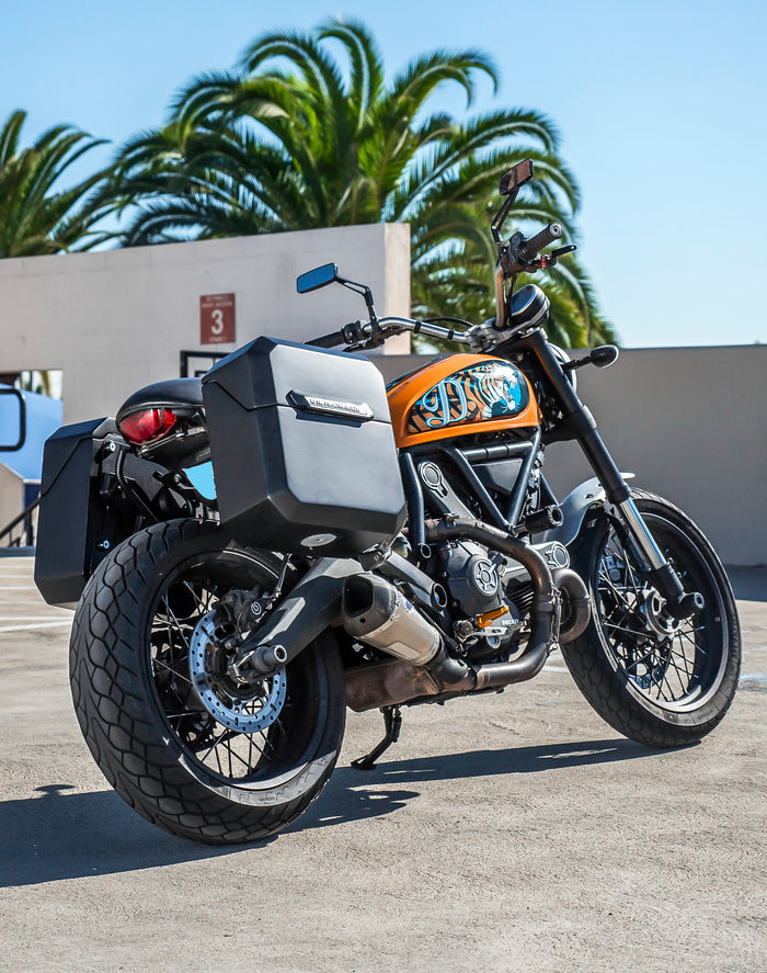 15L - Outlaw Quick-Mount Medium Ducati Scrambler (2014-17) Matte Hard Solo Saddlebag (Right Only) v1
