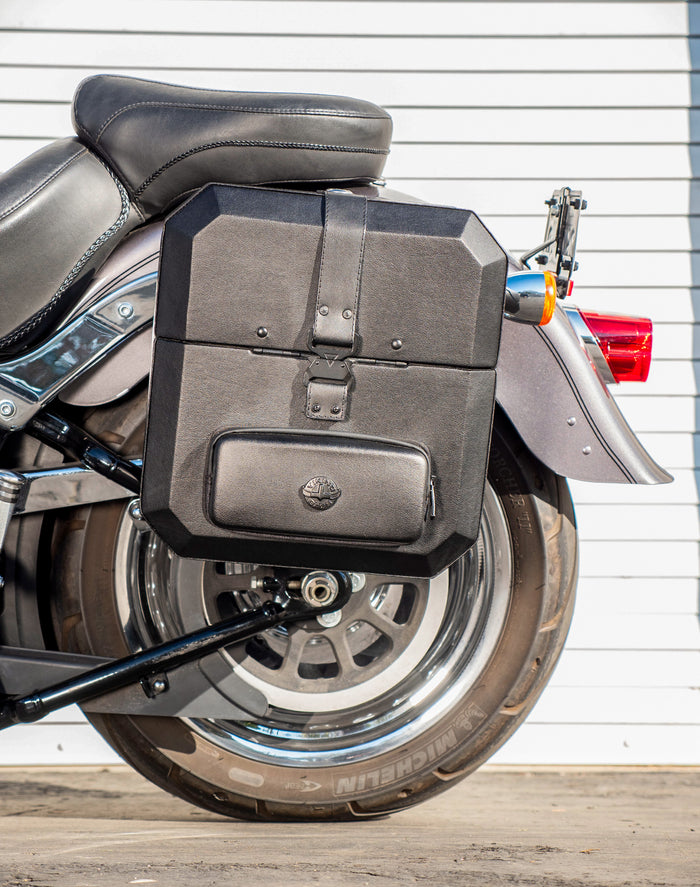 15L - Outlaw Quick-Mount Medium Hard Solo Saddlebag (Left Only) for Harley Softail Fat Boy Lo FLSTFB v2