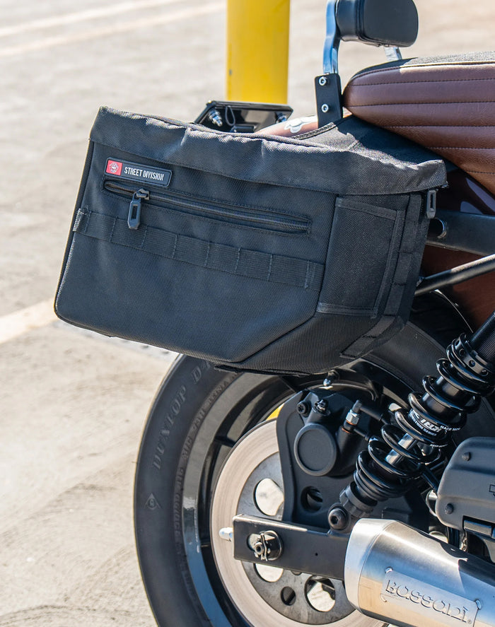 18L - Patriot Medium Motorcycle Throw Over Saddlebags for Harley Dyna Super Glide FXD/I Lifestyle