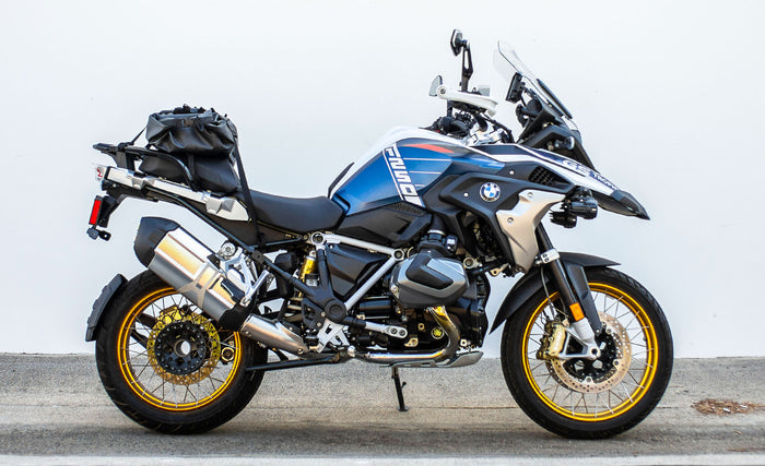 22L - Odyssey BMW ADV Touring Tailpack Life Style Photo @expand