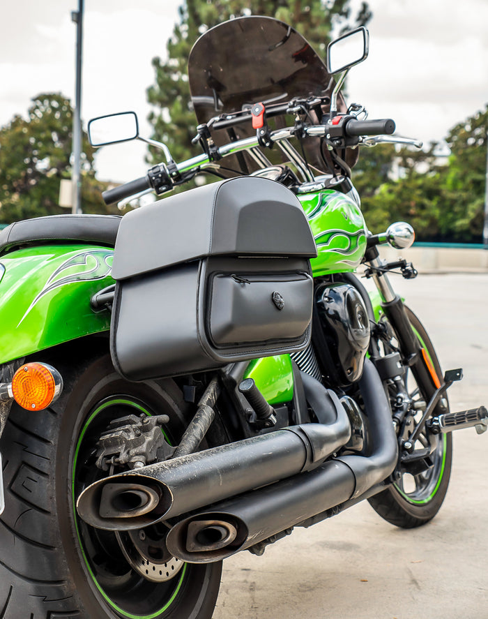 28L - Pantheon Medium Kawasaki Vulcan 900 VN900C Custom Leather Motorcycle Saddlebags v1