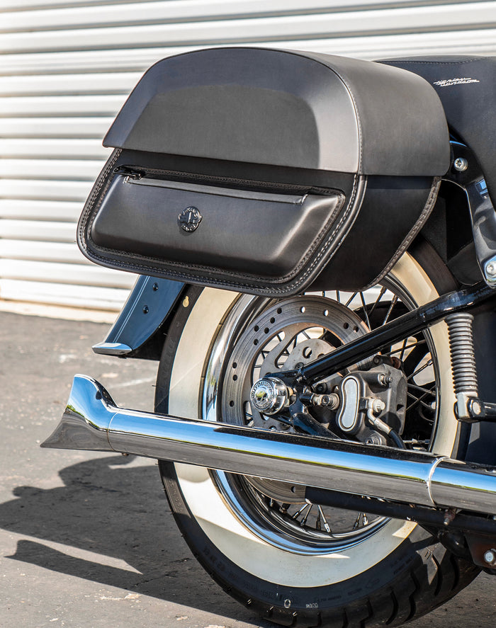 28L - Pantheon Medium Leather Saddlebags for Harley Softail Deluxe FLSTN/I v3