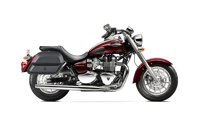 28L - Pantheon Medium Triumph America Leather Motorcycle Saddlebags Bag on Bike @expand