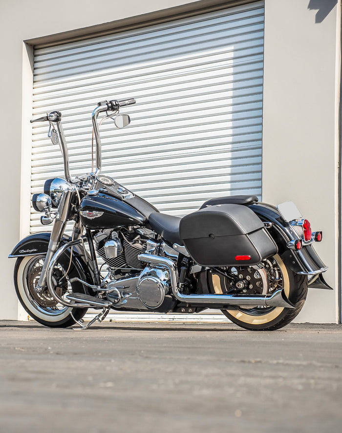 28L - Panzer Medium Motorcycle Saddlebags for Harley Davidson Softail Deluxe FLSTN/I v1