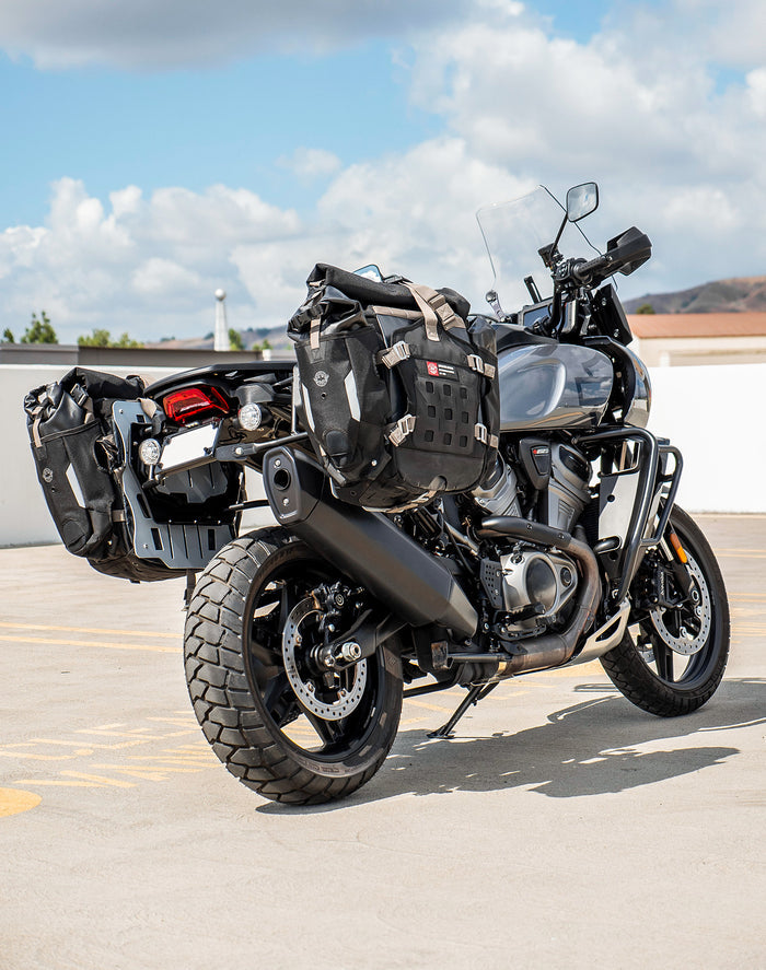 4L - Odyssey Adventure Touring Backup Pocket Lifestyle