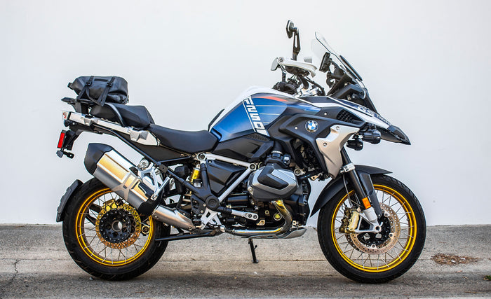 8L - Odyssey ADV Touring Tailpack Life Style Photo @expand