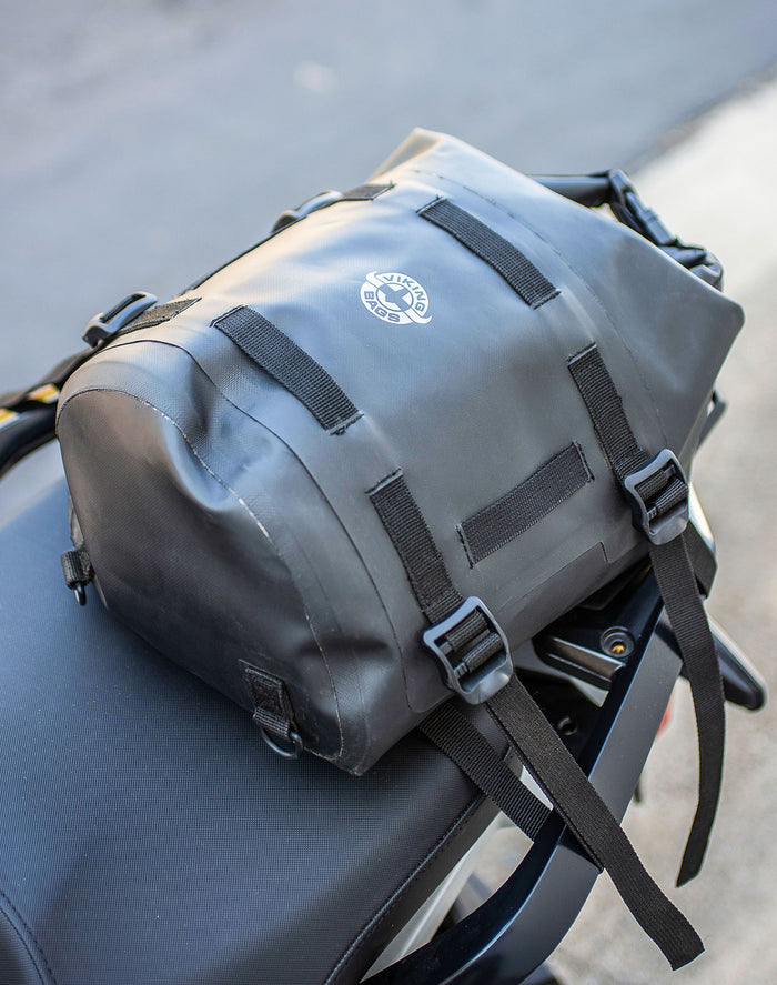 8L - Odyssey ADV Touring Tailpack Life Style