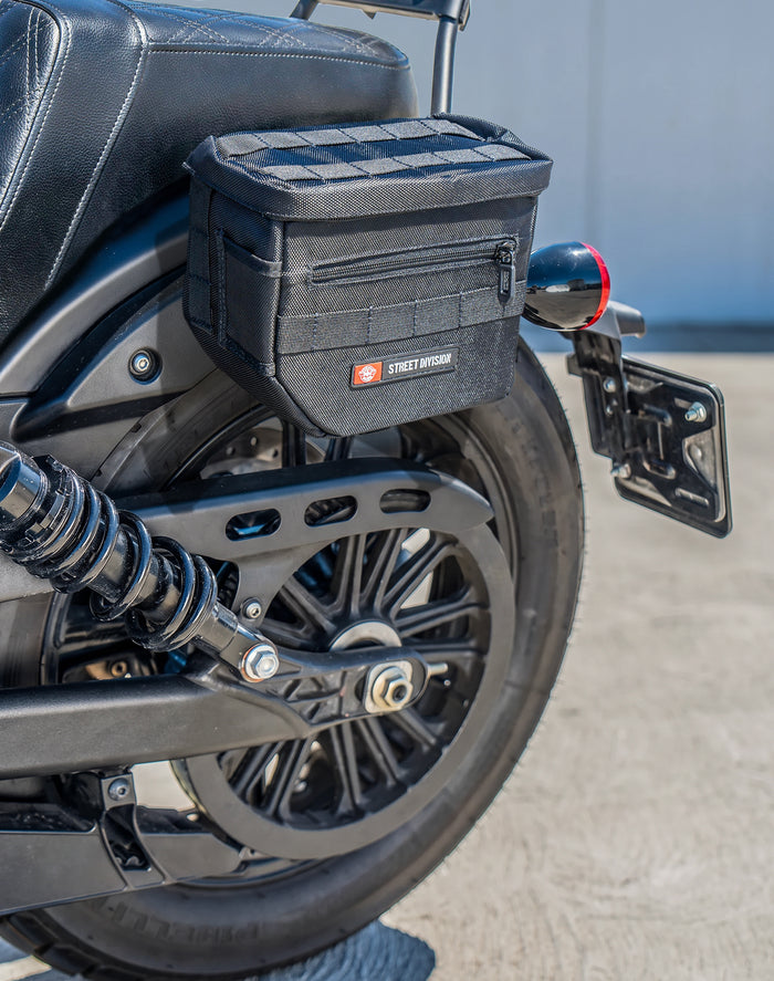 8L - Patriot Small Indian Scout Bobber Sixty Throw Over Saddlebags