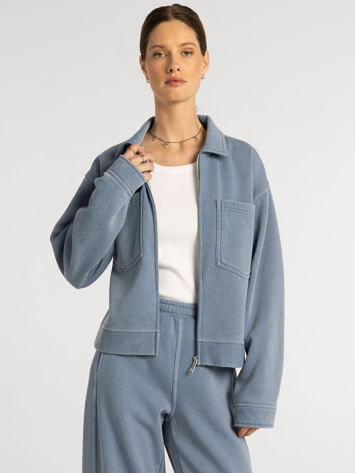#color_light-denim