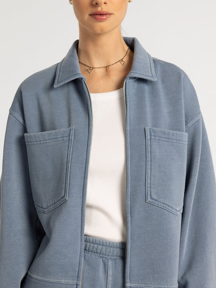 #color_light-denim