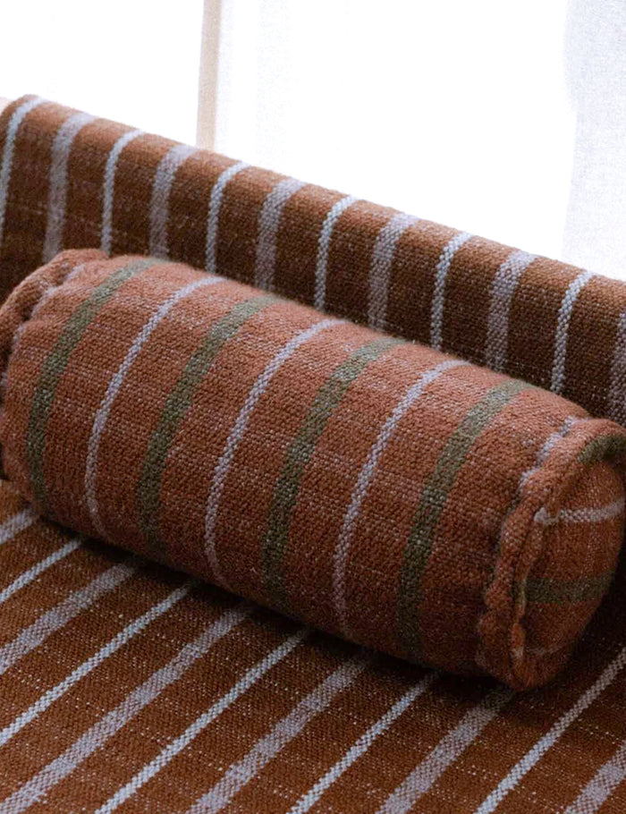 #color::mocha-and-lavender #style::bolster