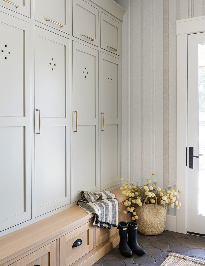 #color::taupe
