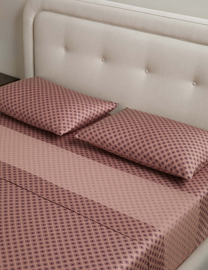 #color::blush #size::king #size::standard