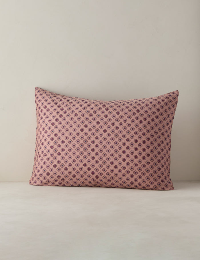 #color::blush #size::king #size::standard