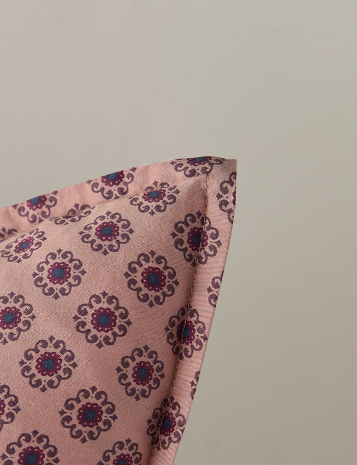#color::blush #size::euro