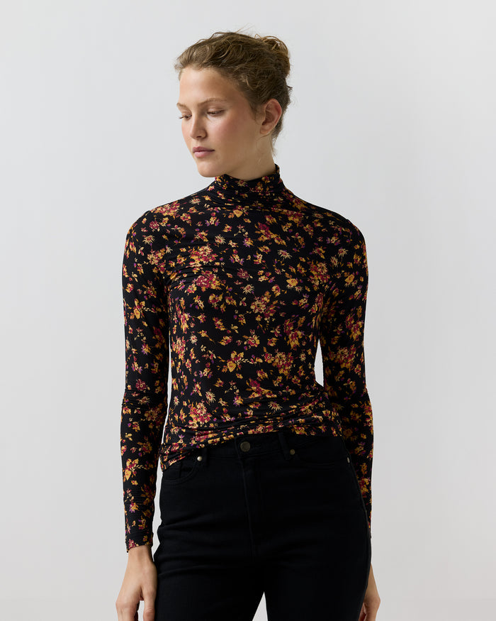 Aurelia Turtleneck in Noir Floral