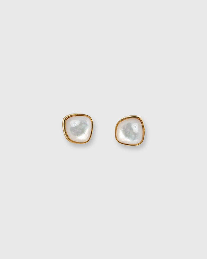 Bay Stud Earrings in White