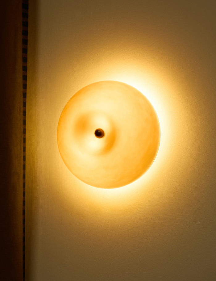 #color::amber