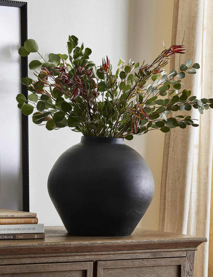 #color::black-terracotta