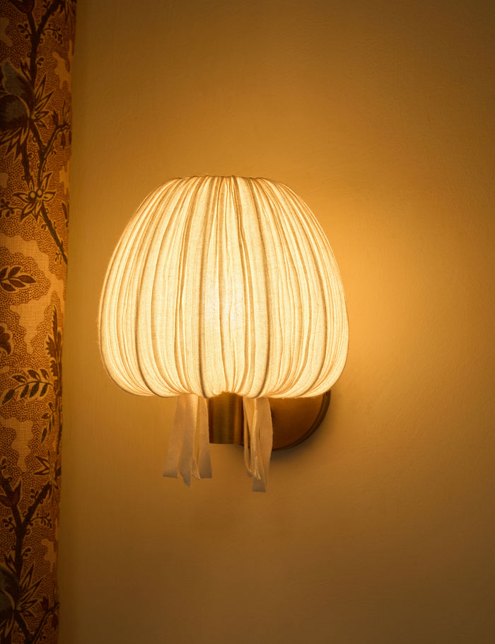 Camas Sconce