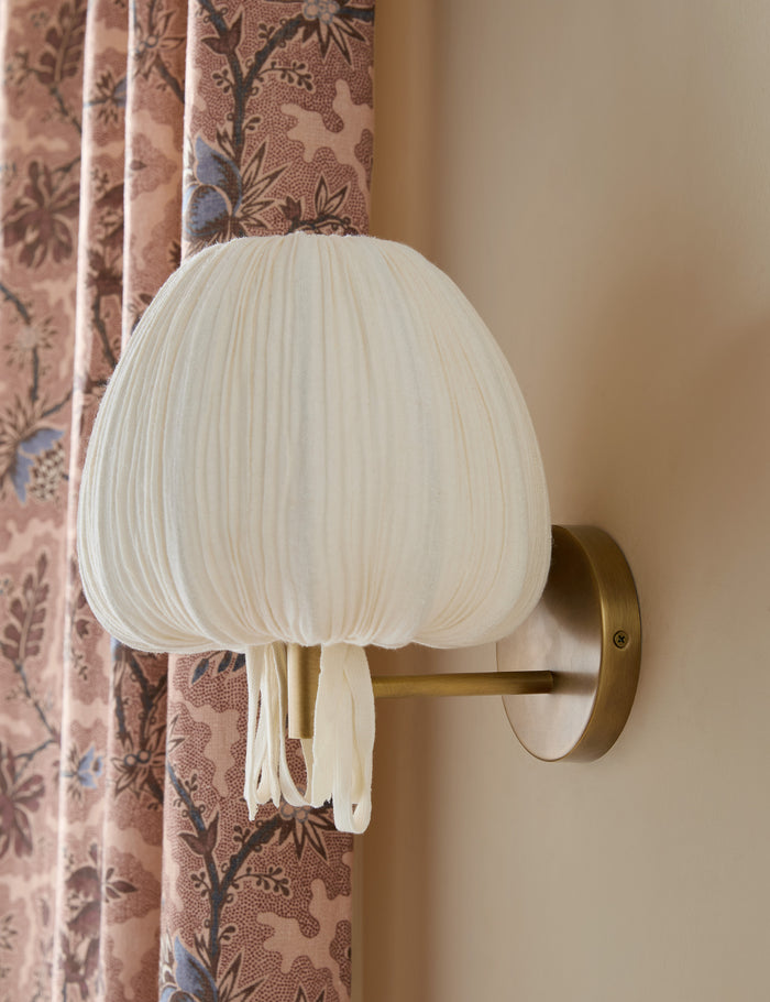 Camas Sconce