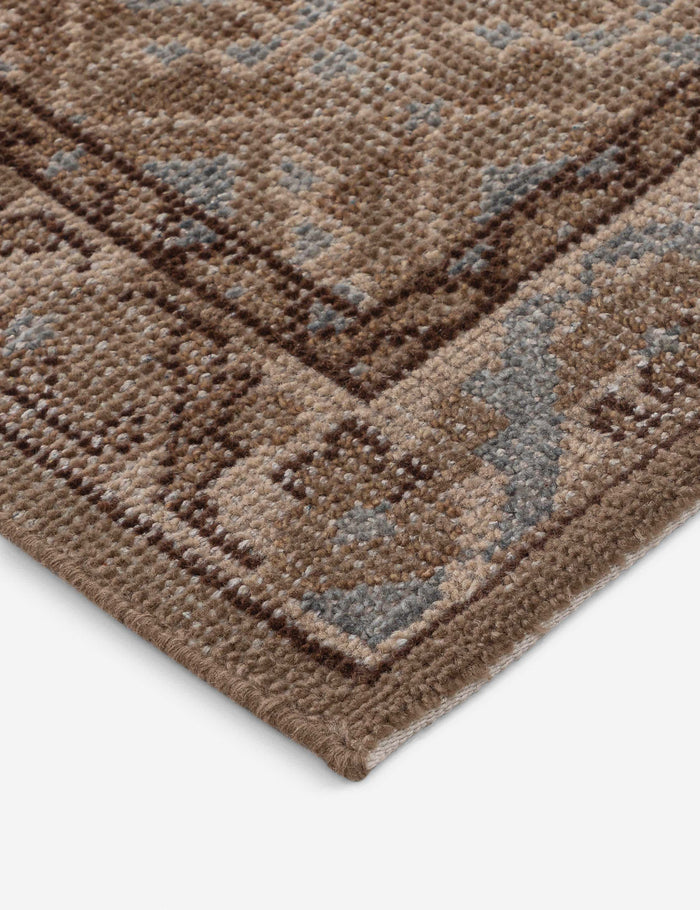 #color::brown #size::8-9--x-11-9- #size::5--x-8- #size::3--x-5- #size::2--x-3- #size::2-6--x-8--runner #size::7-9--x-9-9-