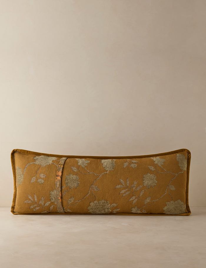 #color::brown-and-gold #style::long-lumbar