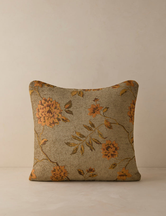 #color::brown-and-gold #style::square