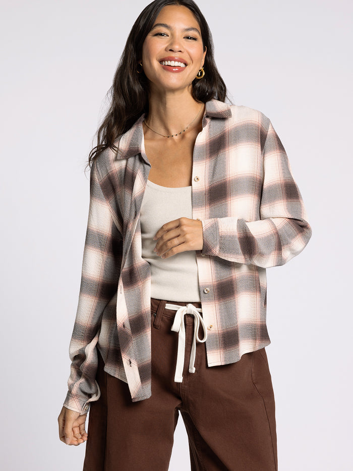 #color_cedar-coffee-plaid
