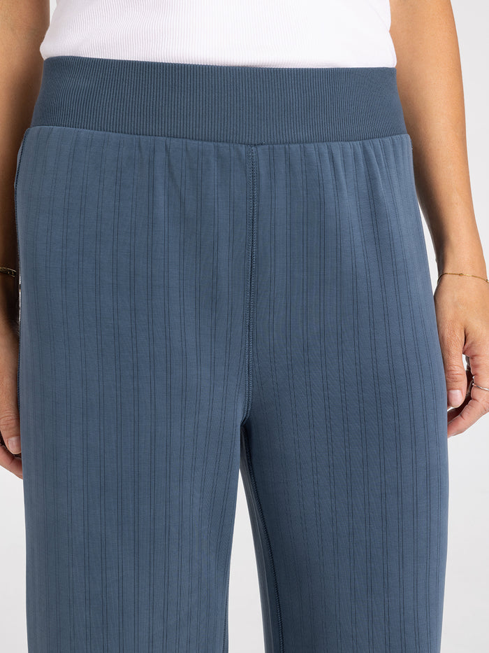 #color_midnight-navy