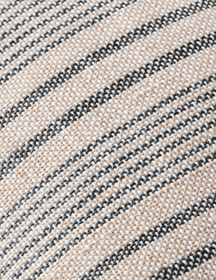 #color::beige-and-navy #size::13--x-21- #insert::down #insert::polyester