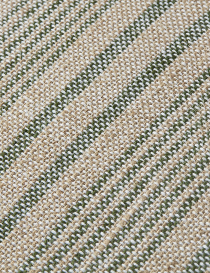 #color::sage-and-beige #size::18--x-18- #insert::down #insert::polyester