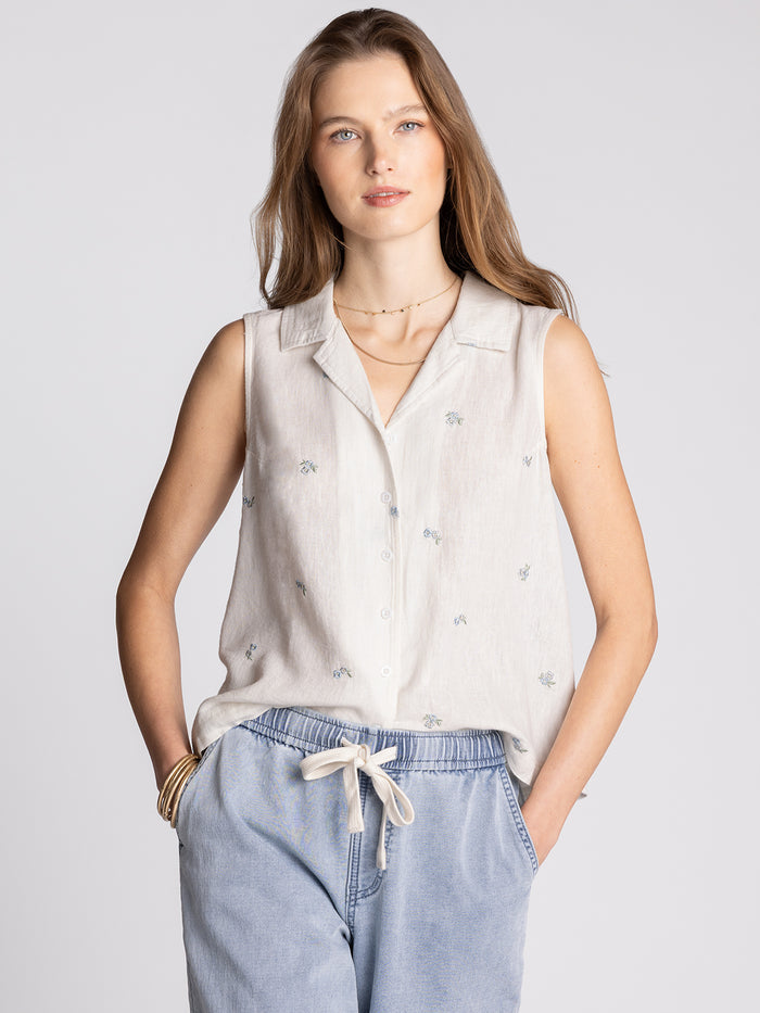 #color_ivory-blue-floral