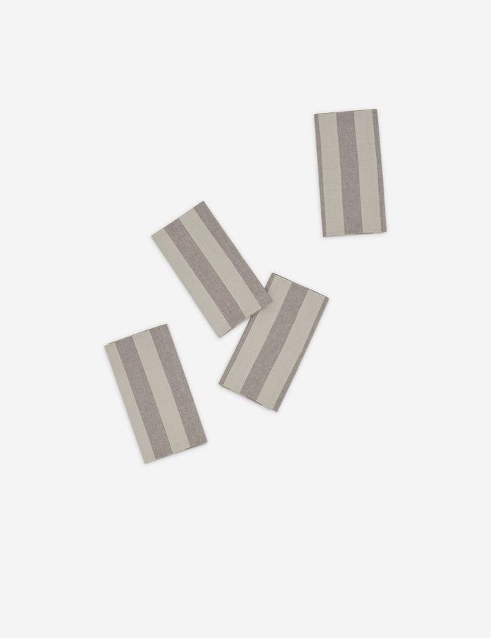#color::light-gray-+-dark-gray #style::napkin--set-of-4