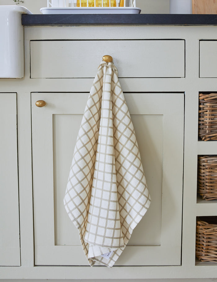 #color::flax-+-ivory