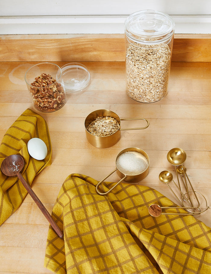 #color::mustard-+-bronze