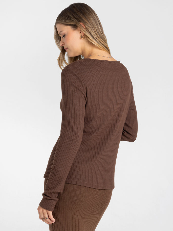 #color_brown