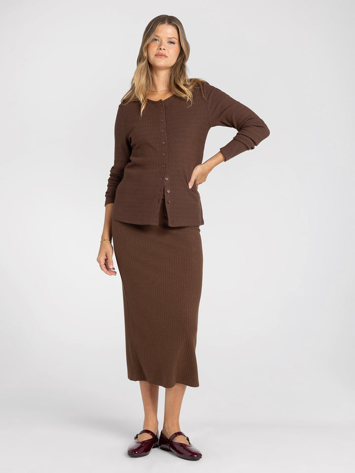 #color_brown