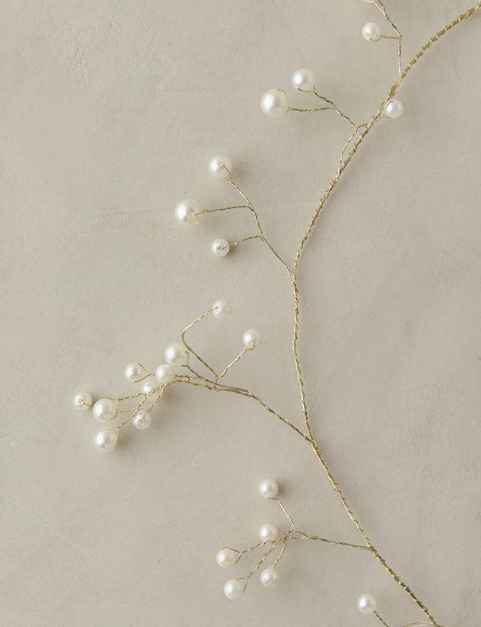 #color::cream