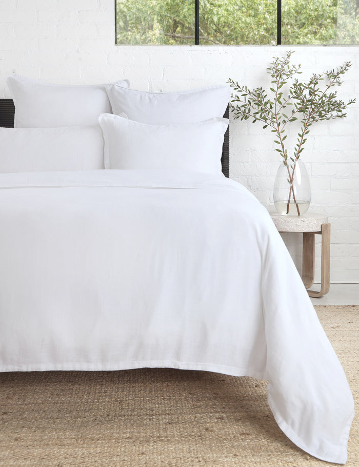 #color::white #size::standard #size::king #size::euro