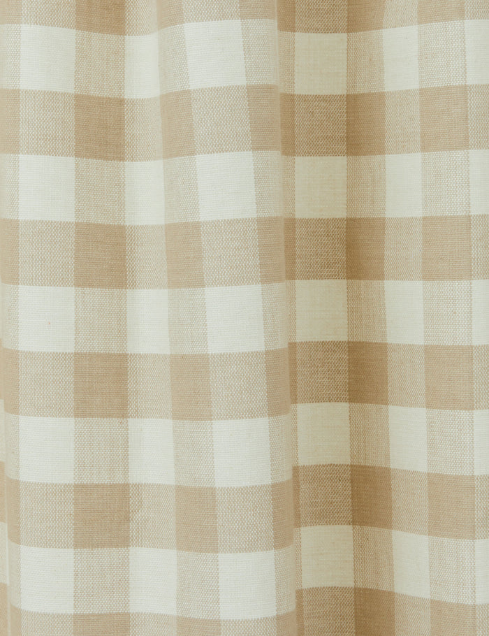 #color::ivory-and-flax