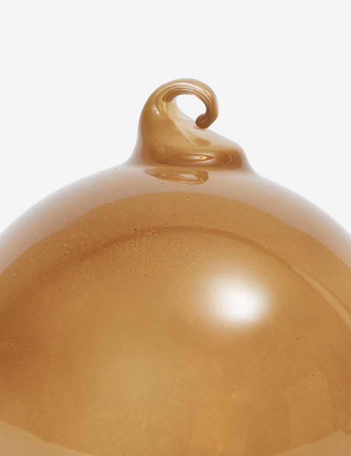 #color::opaque #size::large