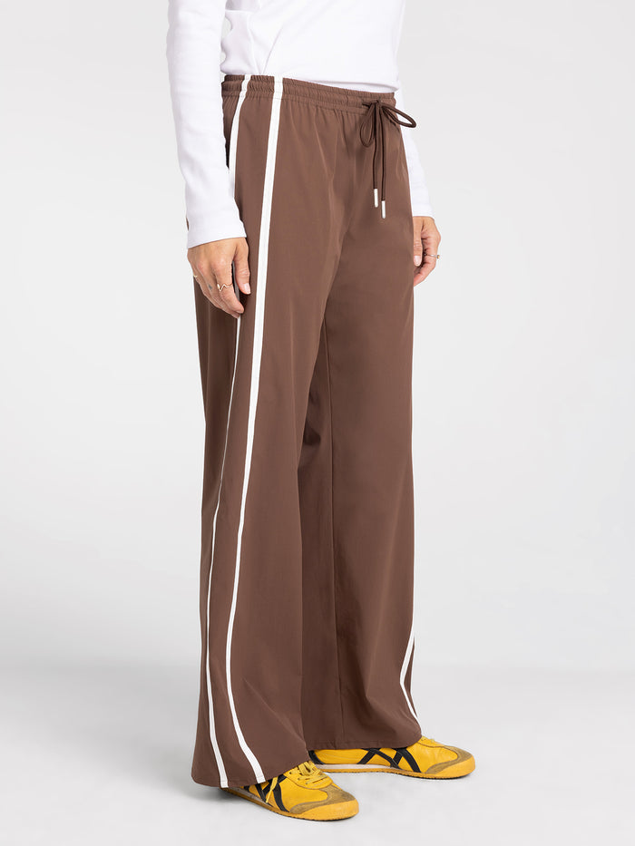 #color_chocolate-brown