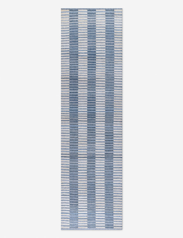 #color::blue #size::2-3--x-8--runner