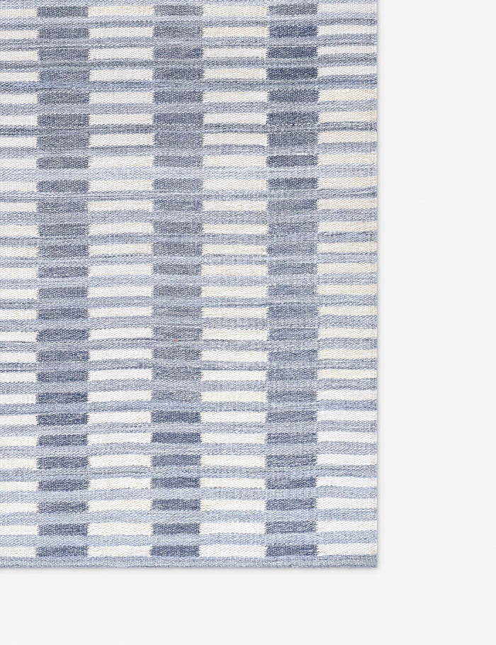 #color::blue #size::2-3--x-8--runner #size::7-10--x-9-10- #size::2--x-3- #size::5--x-7-6- #size::8-10--x-11-10-