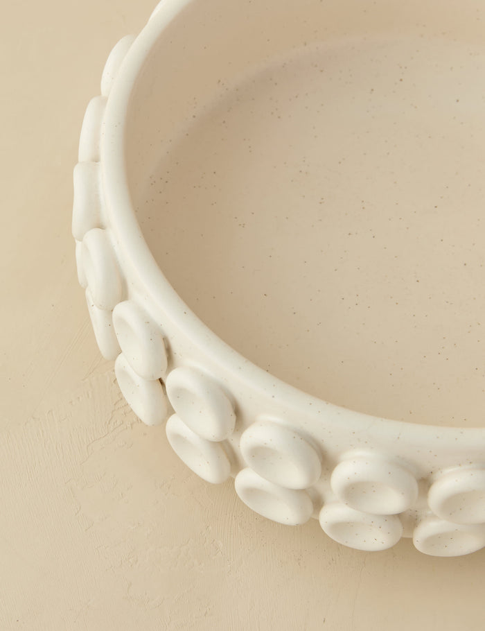 #color::ivory