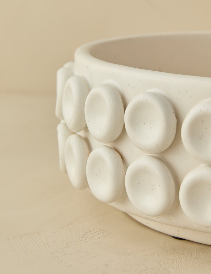 #color::ivory